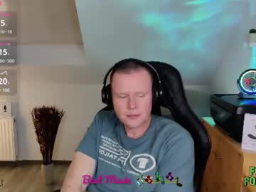 Thunderbird02 Chaturbate stream image from January 25, 2025