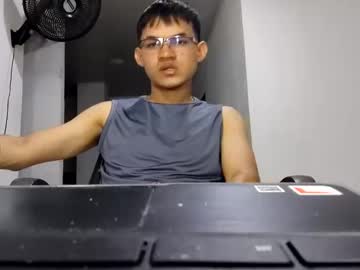 Adrian018_ Chaturbate stream image from January 25, 2025