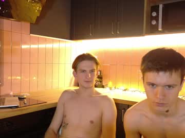 _Whitenight18_ Chaturbate stream image from January 25, 2025