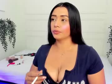 Kaymorales2 Chaturbate stream image from January 25, 2025