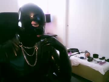 Latexminheadroom Chaturbate stream image from January 25, 2025