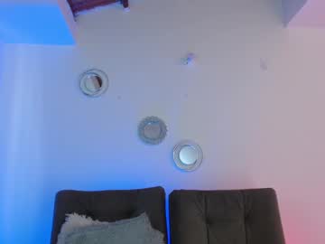 Lucie_Petite Chaturbate stream image from January 25, 2025