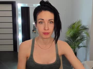 Nikamiles Chaturbate stream image from January 25, 2025