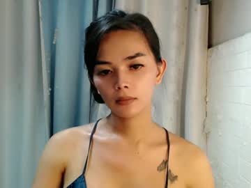Rosella_Xx Chaturbate stream image from January 25, 2025