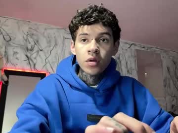 Arteemiis Chaturbate stream image from January 25, 2025