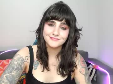 Melunderline_ Chaturbate stream image from January 25, 2025