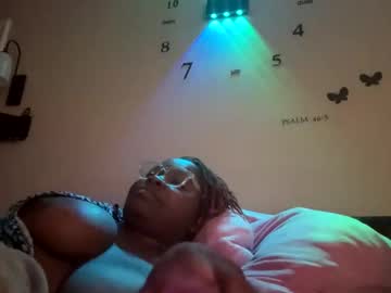 Thickchocc Chaturbate stream image from January 25, 2025
