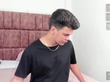 Valerystonne_ Chaturbate stream image from January 25, 2025