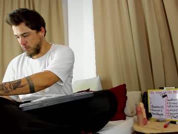 Beard_Xox Chaturbate stream image from January 25, 2025