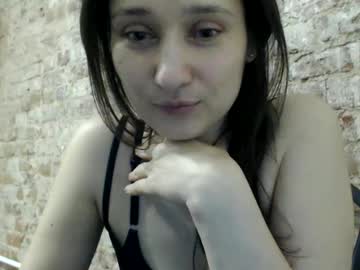 Likasweetyxx Chaturbate stream image from January 25, 2025
