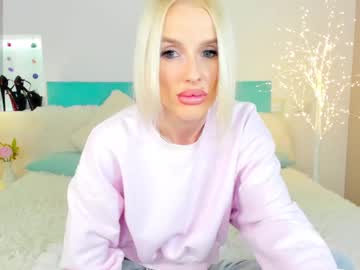 Little__Misss_ Chaturbate stream image from January 25, 2025