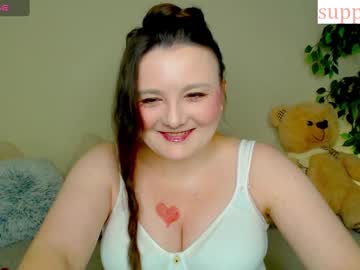 Little_Cuttty Chaturbate stream image from January 25, 2025