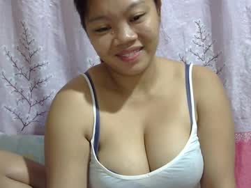 Lushpinay Chaturbate stream image from January 25, 2025