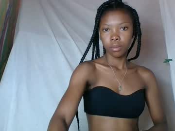 Chariola0101 Chaturbate stream image from January 25, 2025