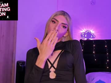 Gaia_Lyra Chaturbate stream image from January 25, 2025