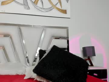 Kimberlycoxxx Chaturbate stream image from January 25, 2025