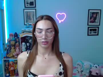 Allisonblossom Chaturbate stream image from January 26, 2025