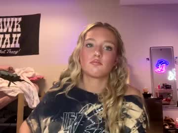Lexaarose05 Chaturbate stream image from January 26, 2025
