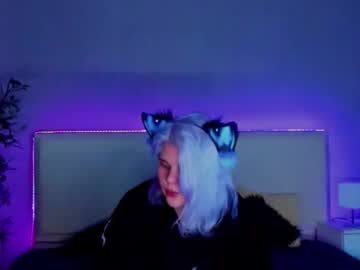 Joannlowe Chaturbate stream image from January 26, 2025