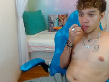 Kristof_Mills Chaturbate stream image from January 26, 2025