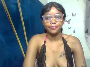 Pettite_Babe Chaturbate stream image from January 26, 2025