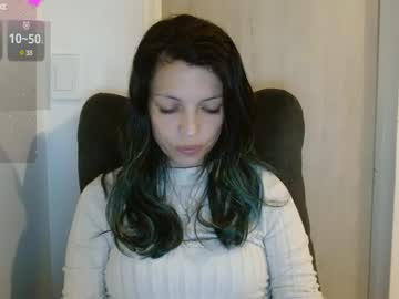 Selene_3 Chaturbate stream image from January 26, 2025