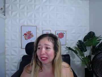 Valentina_Mature Chaturbate stream image from January 26, 2025