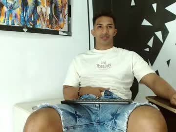 Yeiko_Park23 Chaturbate stream image from January 26, 2025