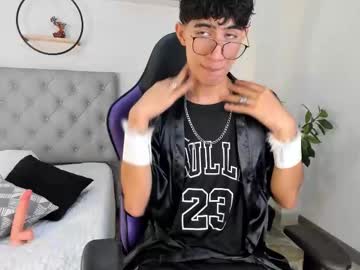 Novawheeler Chaturbate stream image from January 26, 2025