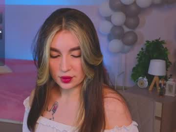 Scallymirana Chaturbate stream image from January 26, 2025