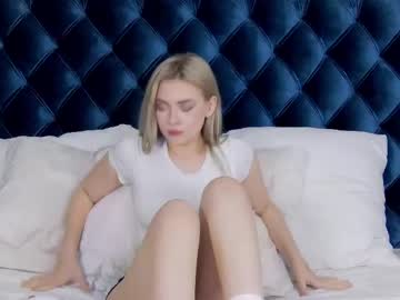 Alisaskysong Chaturbate stream image from January 26, 2025