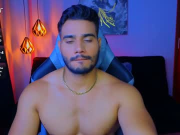 Andresfiit Chaturbate stream image from January 26, 2025