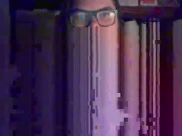 Crystalizzzee Chaturbate stream image from January 26, 2025