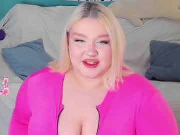 Lilybelll Chaturbate stream image from January 26, 2025