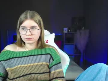 Ami_Cherry Chaturbate stream image from January 26, 2025