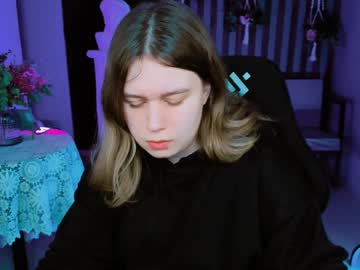 Fioramarmoris Chaturbate stream image from January 26, 2025