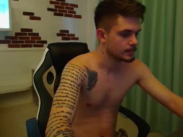 Kavinakul Chaturbate stream image from January 26, 2025