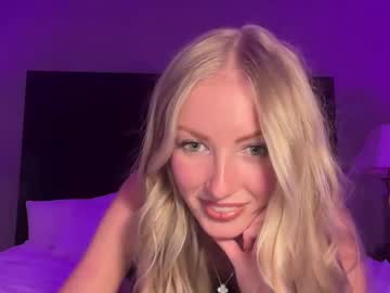 Kyliexxrose Chaturbate stream image from January 26, 2025