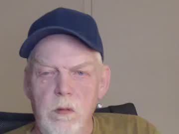 Cockreadynow4u Chaturbate stream image from January 26, 2025