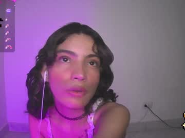 Helia_N_Amy Chaturbate stream image from January 26, 2025