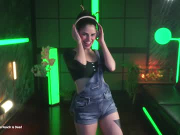 Alessa_Goreng Chaturbate stream image from January 26, 2025