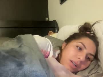 Avamonroexo Chaturbate stream image from January 26, 2025