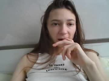 Lucky_Junx Chaturbate stream image from January 26, 2025