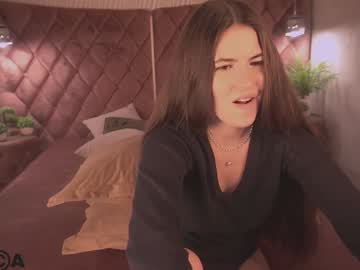 Mialellani Chaturbate stream image from January 26, 2025
