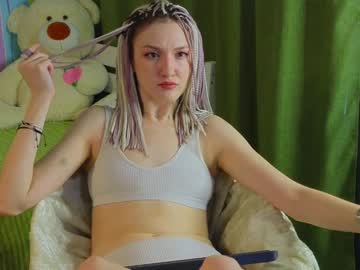 Mitch911 Chaturbate stream image from January 26, 2025