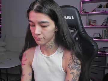 Vinkitinkii Chaturbate stream image from January 26, 2025
