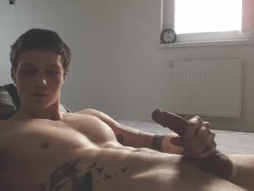 Milesgoodboy Chaturbate stream image from January 26, 2025