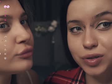 Vivid_Girls Chaturbate stream image from January 26, 2025