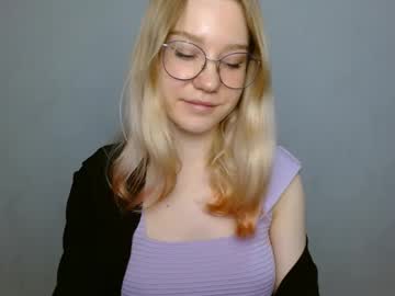 Abbymoore__ Chaturbate stream image from January 26, 2025