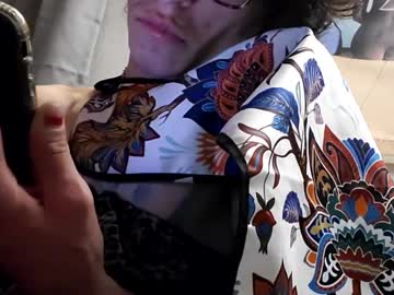 Merelyalover Chaturbate stream image from January 26, 2025